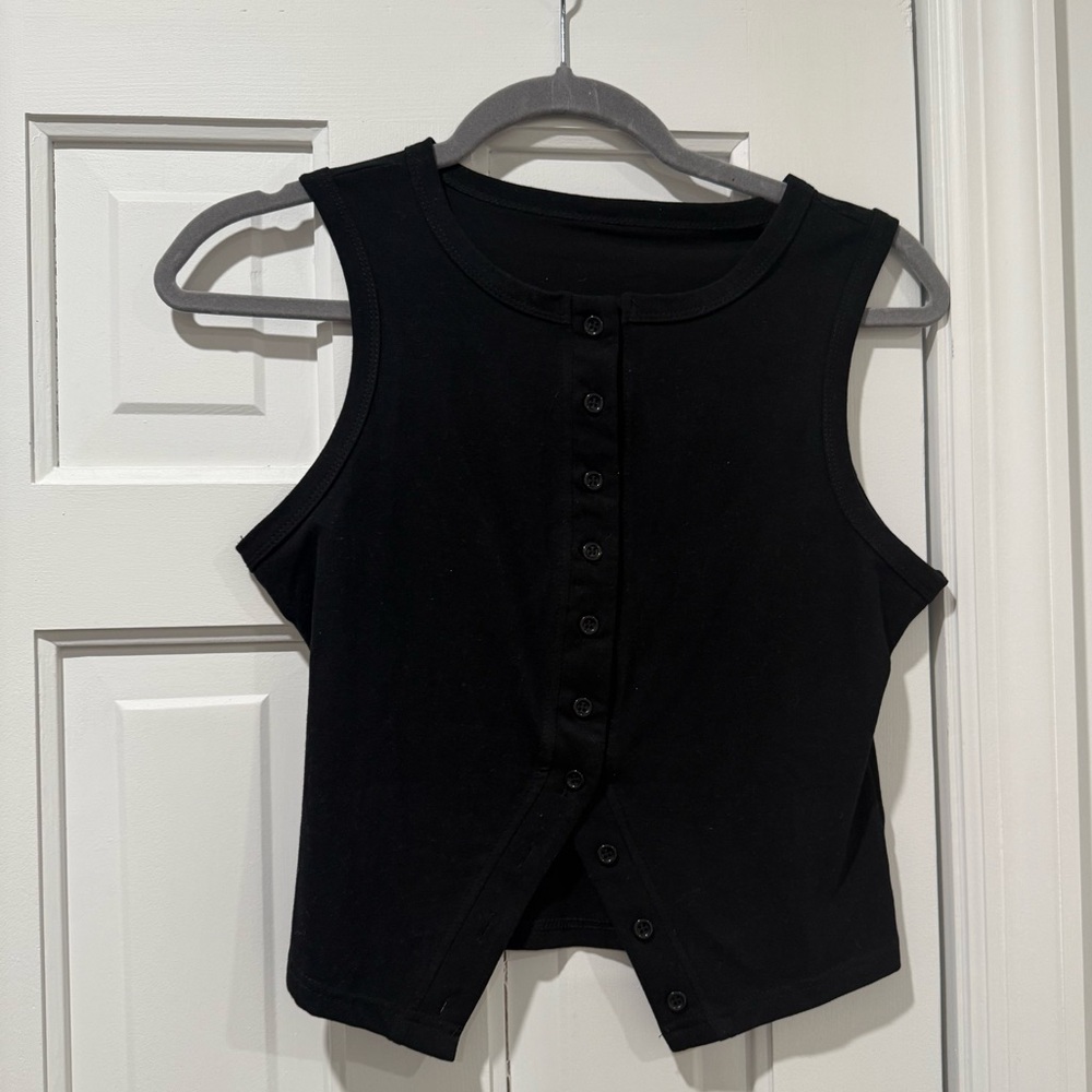 NWOT - Black Sleeveless Top